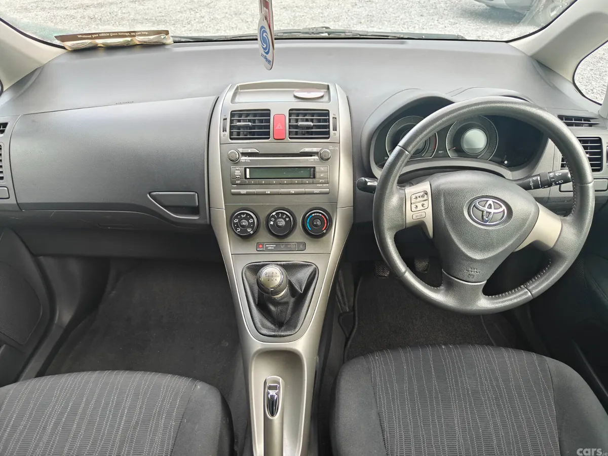Toyota Auris Hatchback, Diesel, 2009, Black