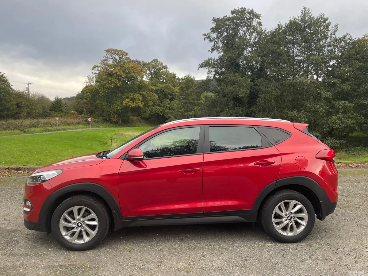 Hyundai Tucson SUV, Diesel, 2016, White