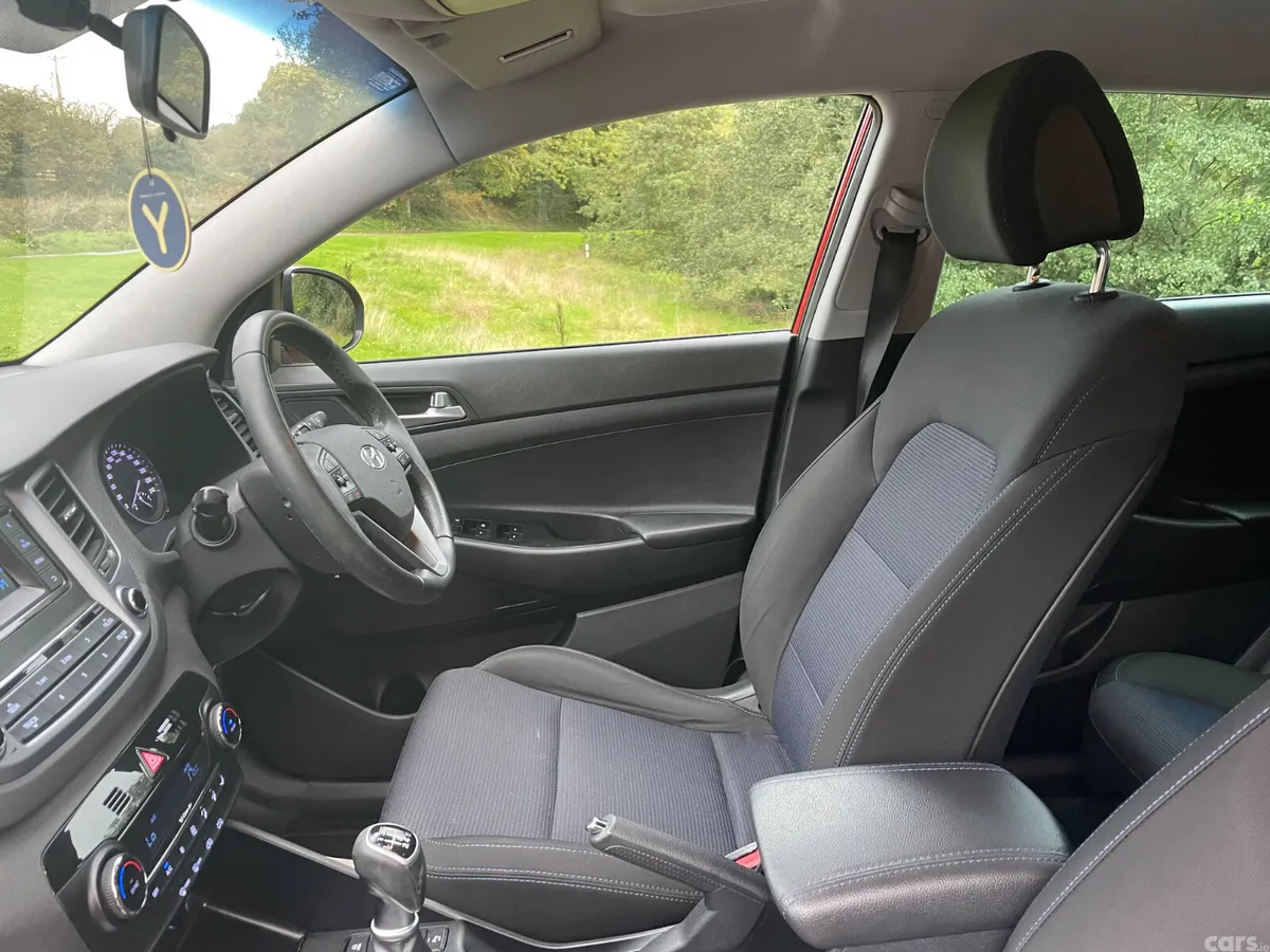 Hyundai Tucson SUV, Diesel, 2016, White