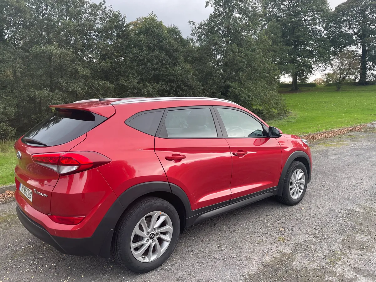 Hyundai Tucson SUV, Diesel, 2016, White