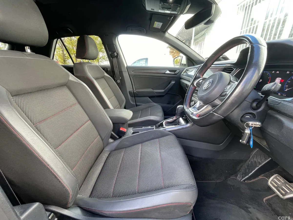 Volkswagen T-Roc SUV, Petrol, 2020, White