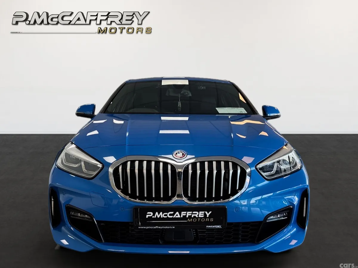 BMW 1-Series Hatchback, Diesel, 2023, Blue