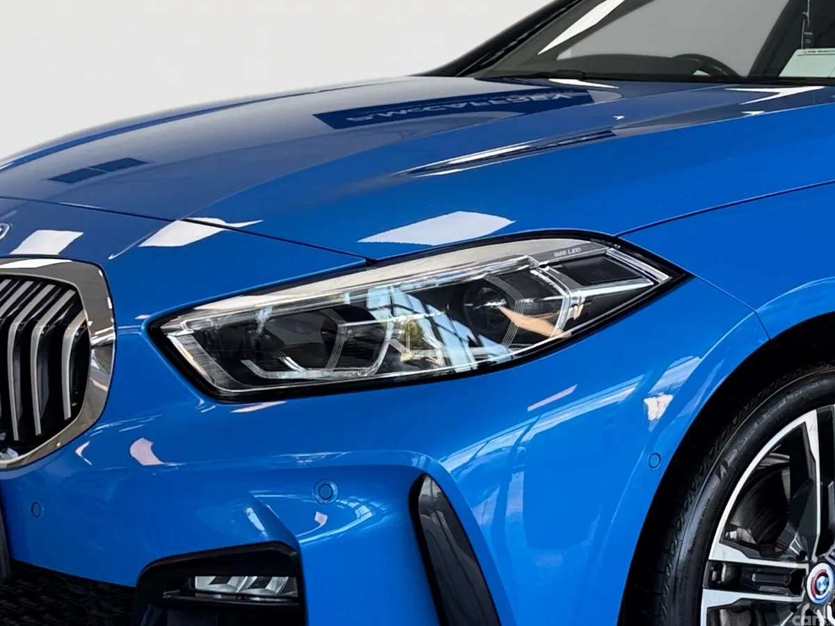 BMW 1-Series Hatchback, Diesel, 2023, Blue