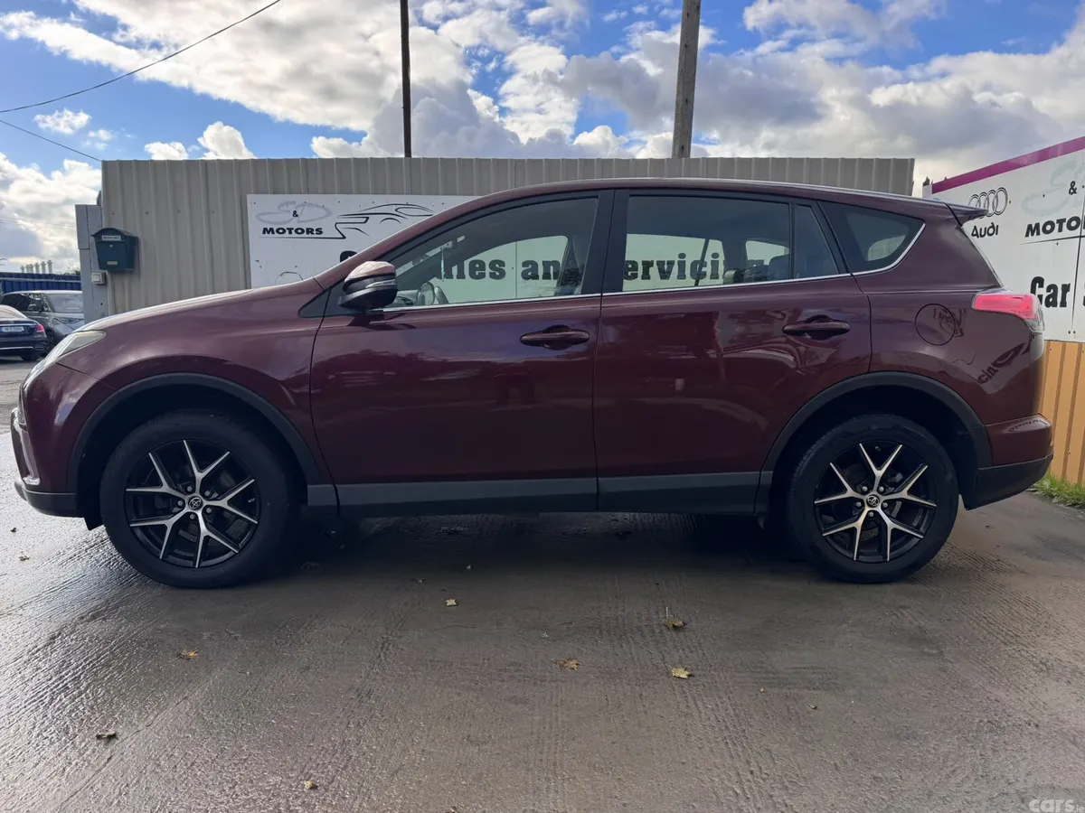 Toyota RAV4 SUV, Diesel, 2016, Red