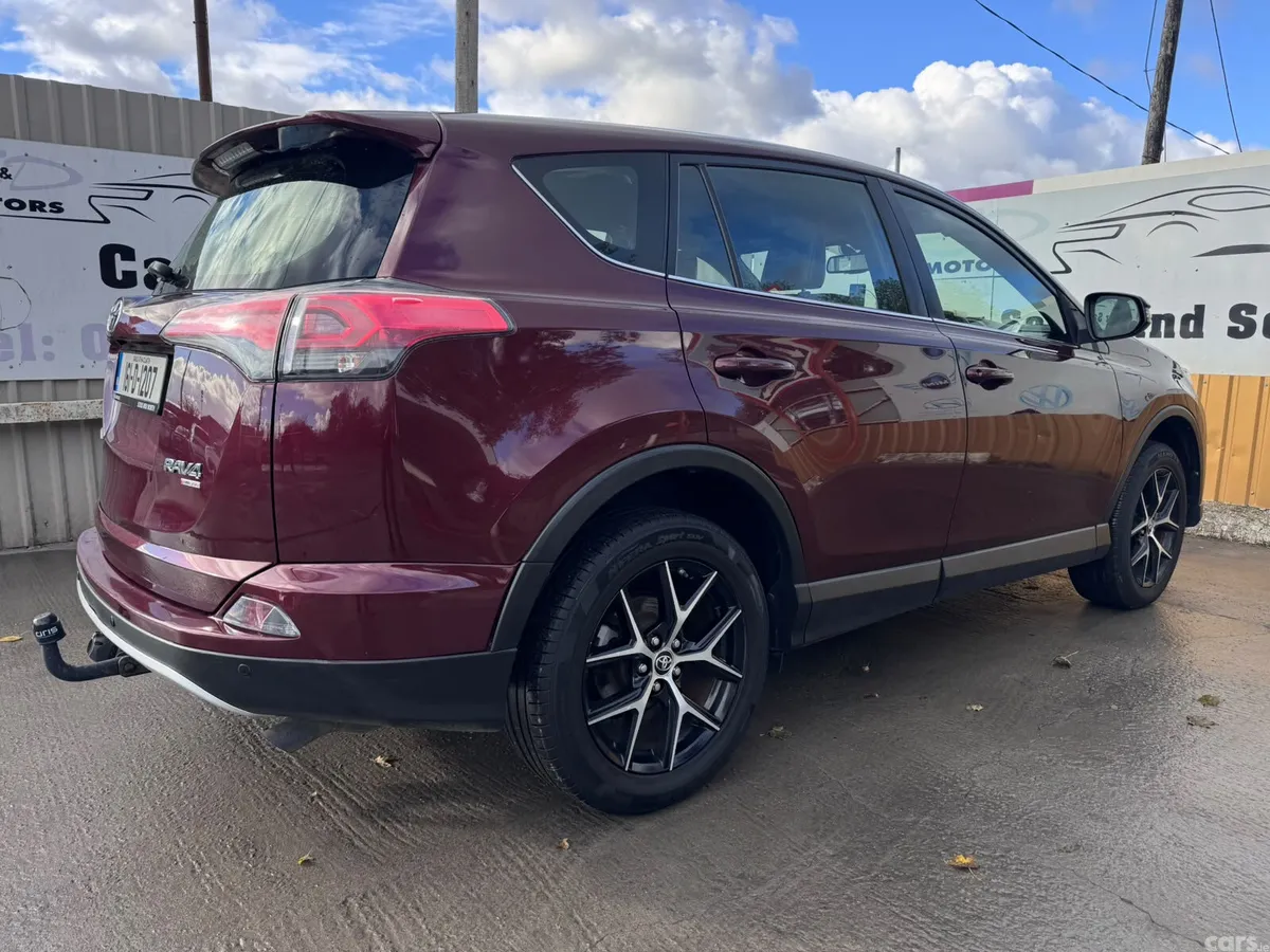 Toyota RAV4 SUV, Diesel, 2016, Red