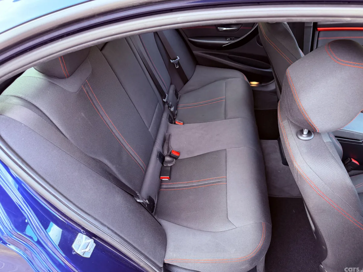 BMW 3-Series Saloon, Petrol Plug-in Hybrid, 2018, Blue