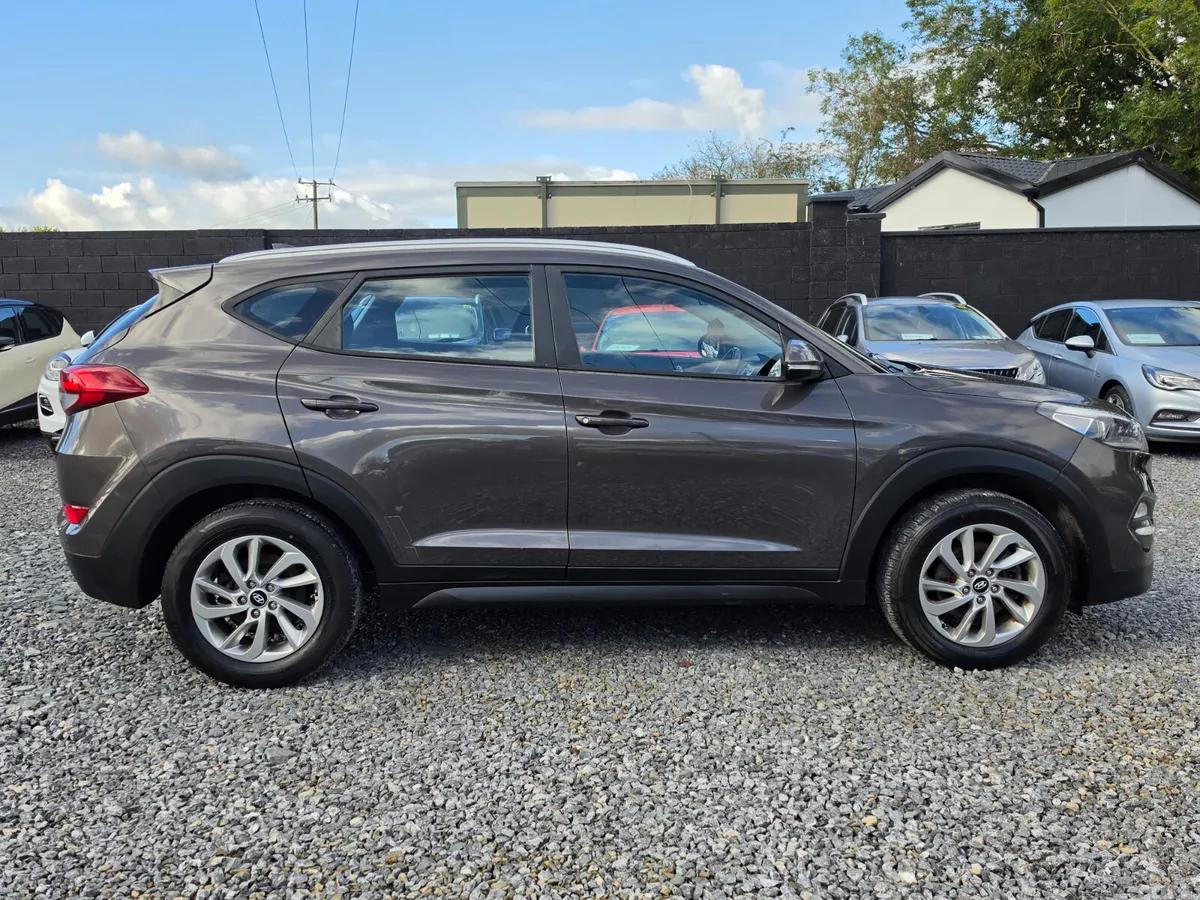 Hyundai Tucson SUV, Diesel, 2017, Grey