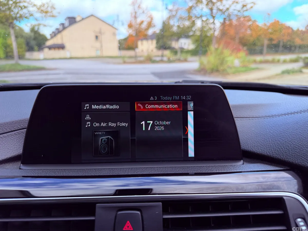 BMW 3-Series Saloon, Petrol Plug-in Hybrid, 2018, Blue