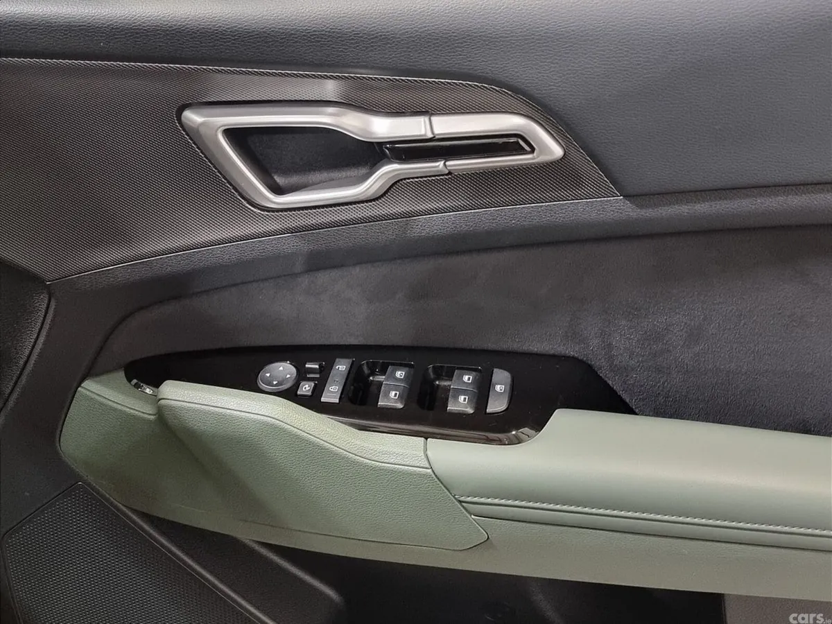 Kia Sportage SUV, Petrol Hybrid, 2024, Black