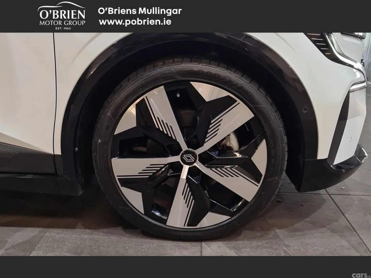Renault Megane E-Tech Hatchback, Electric, 2023, White