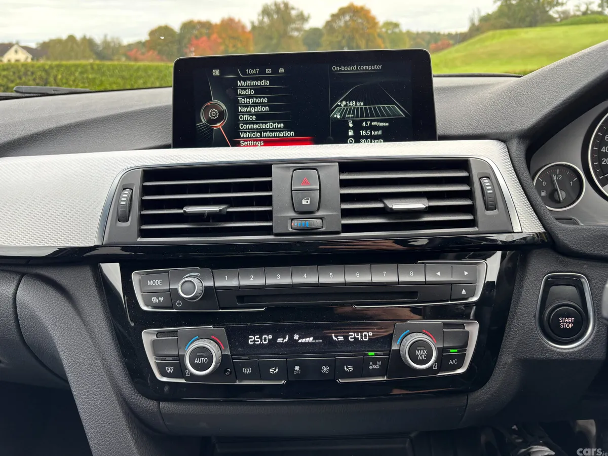 BMW 3-Series Saloon, Petrol Plug-in Hybrid, 2016, White