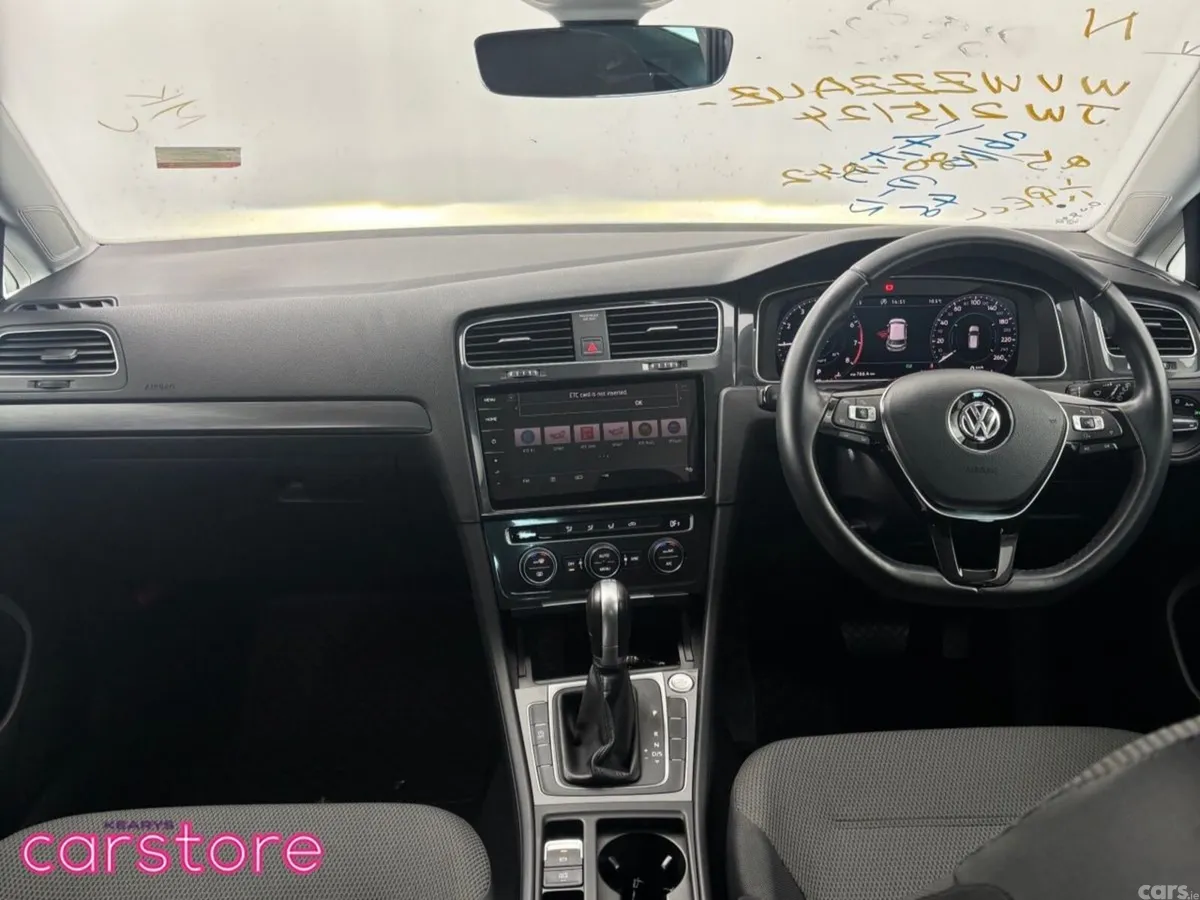Volkswagen Golf Hatchback, Petrol, 2018, White