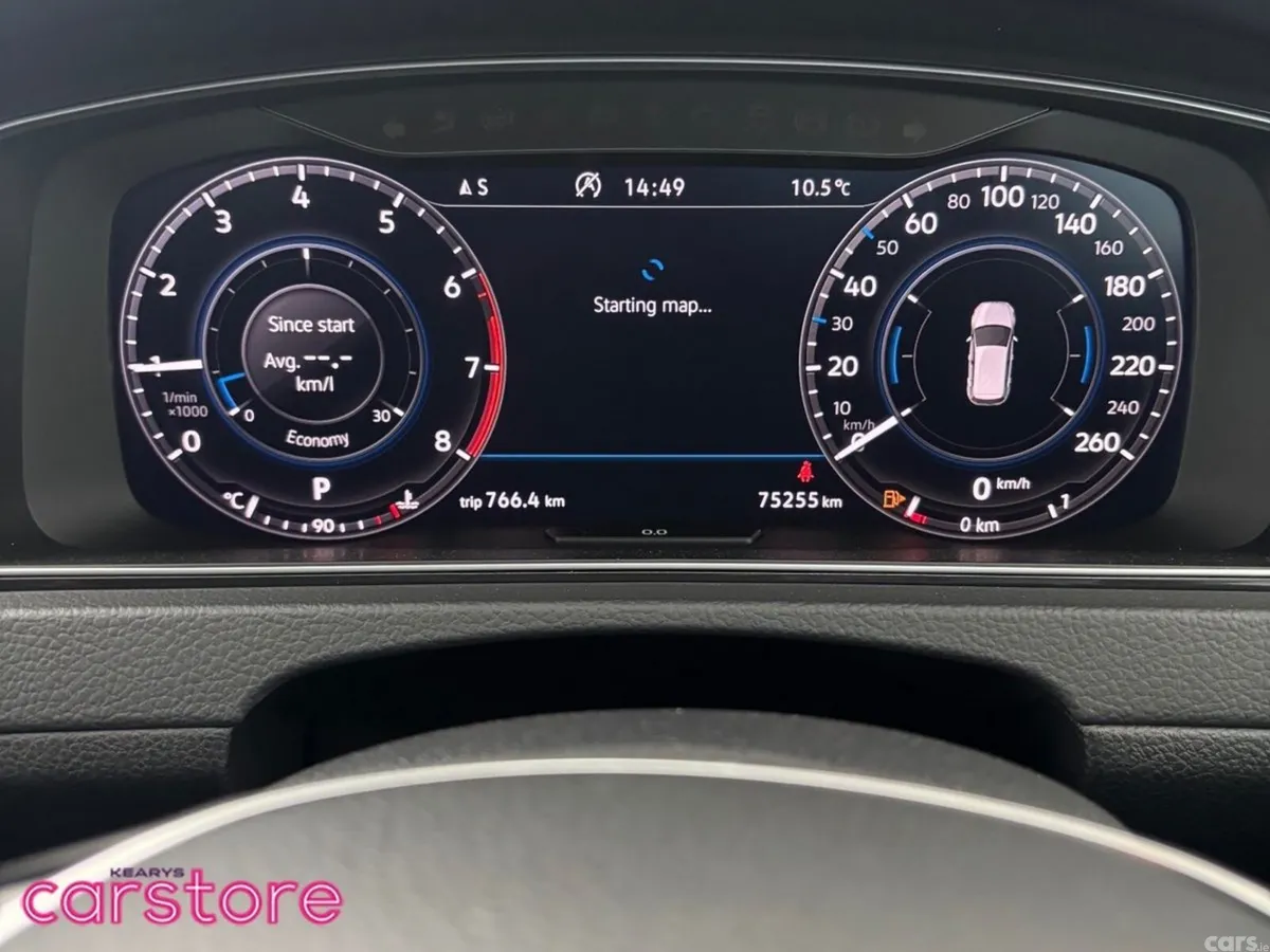 Volkswagen Golf Hatchback, Petrol, 2018, White