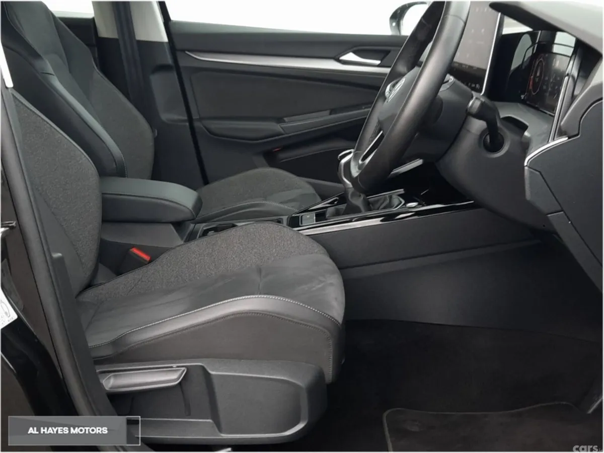 Volkswagen Golf Hatchback, Diesel, 2025, Black