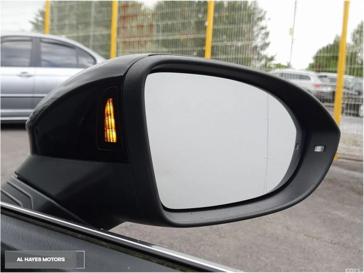 Volkswagen Golf Hatchback, Diesel, 2025, Black
