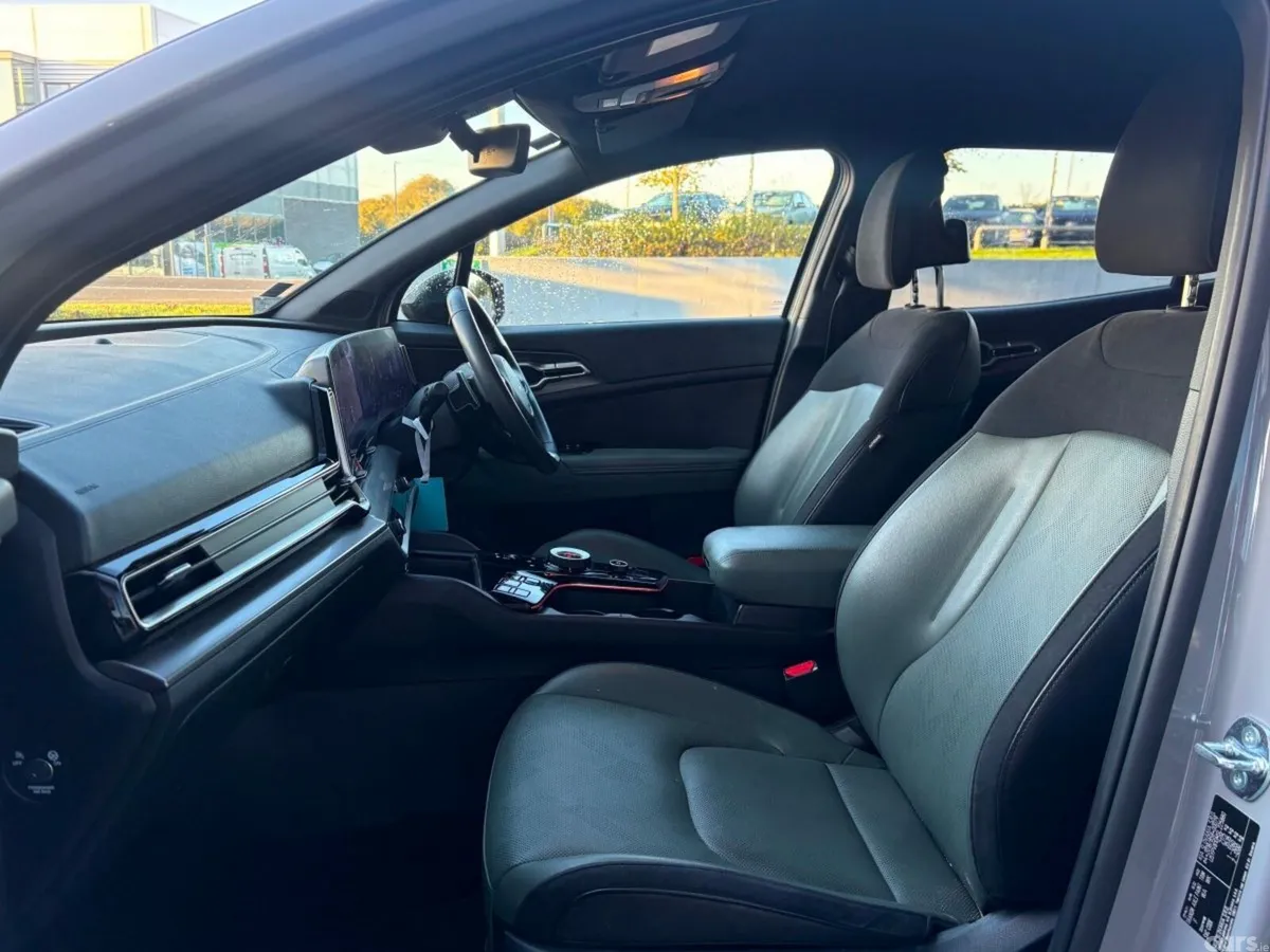 Kia Sportage SUV, Petrol Hybrid, 2025, Grey