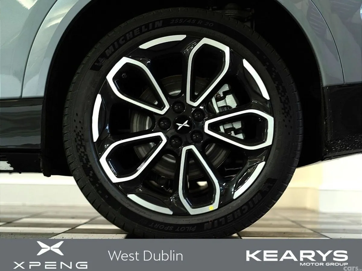 XPeng G6 Hatchback, Electric, 2026, Grey