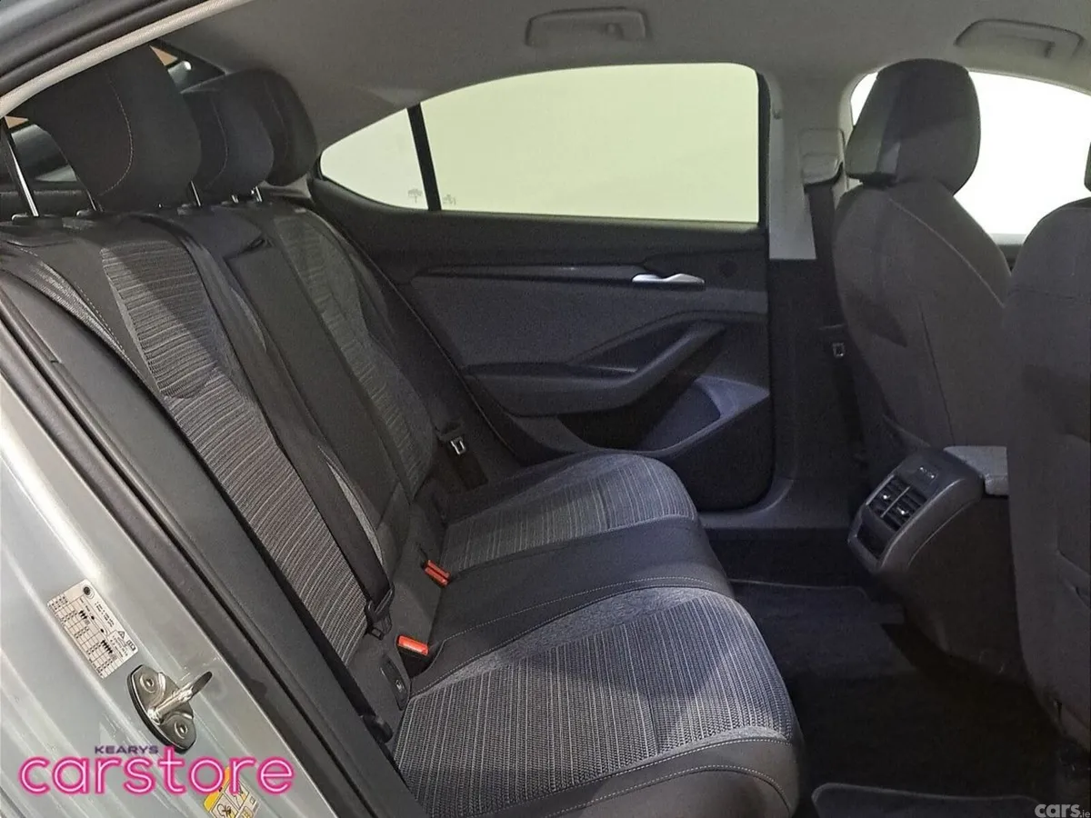 Skoda Superb Saloon, Diesel, 2024, Grey