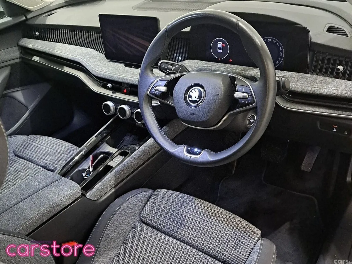 Skoda Superb Saloon, Diesel, 2024, Grey