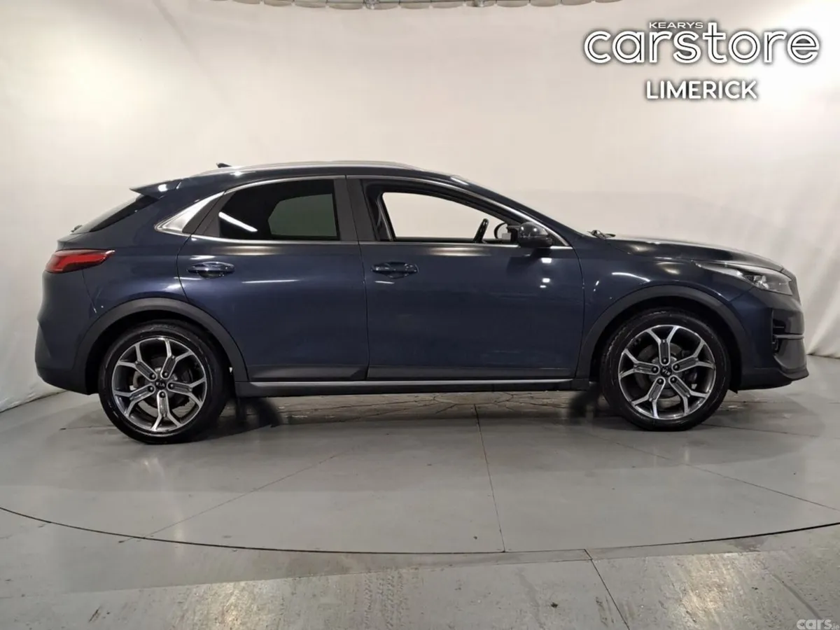 Kia XCeed Hatchback, Diesel, 2021, Blue