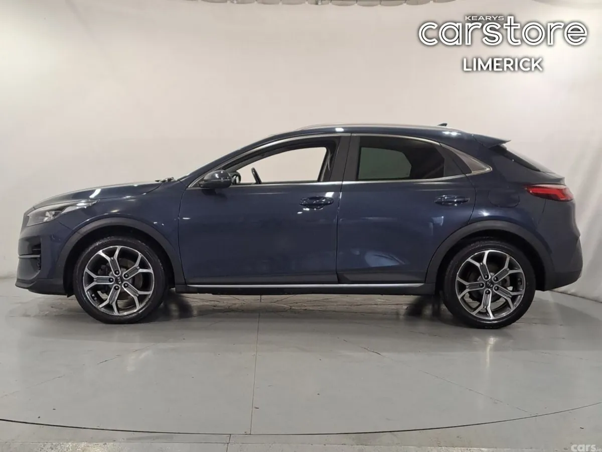 Kia XCeed Hatchback, Diesel, 2021, Blue