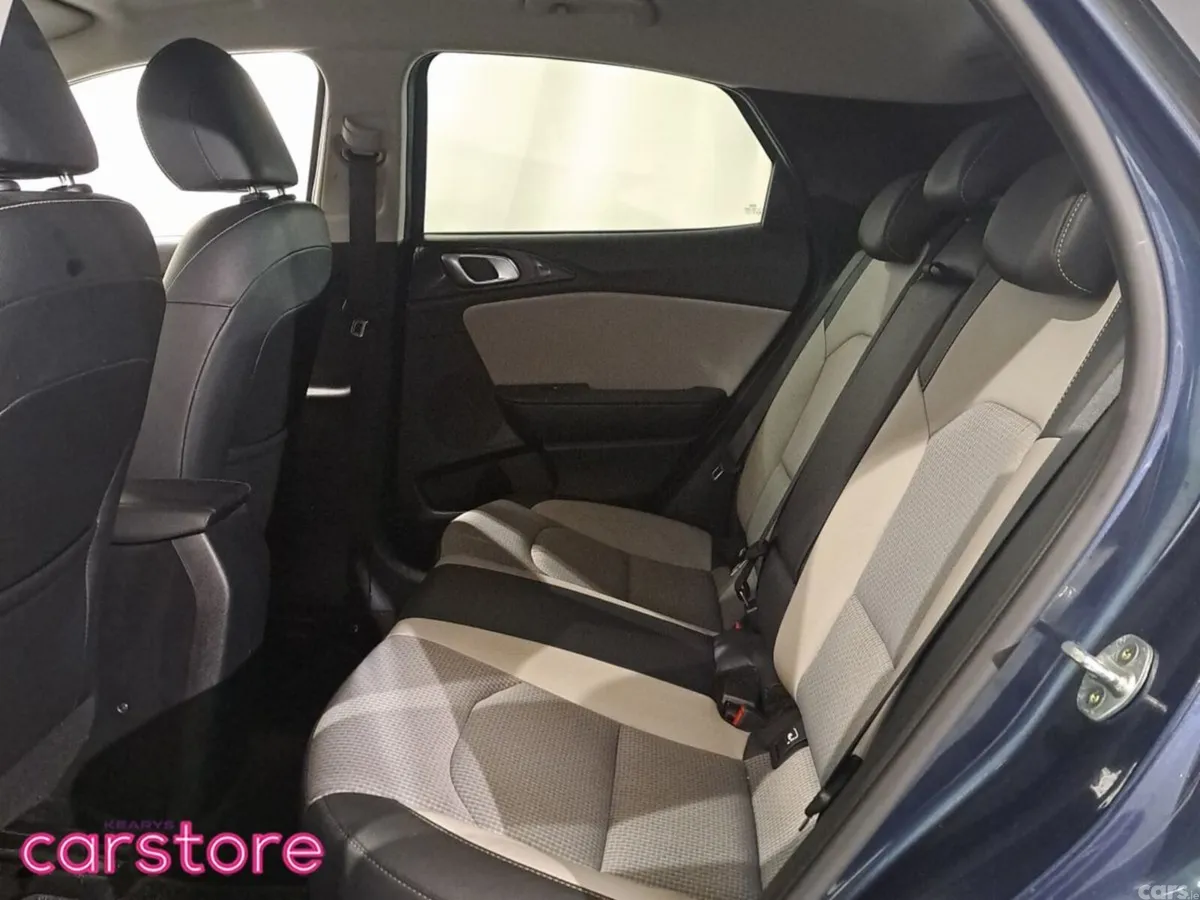 Kia XCeed Hatchback, Diesel, 2021, Blue