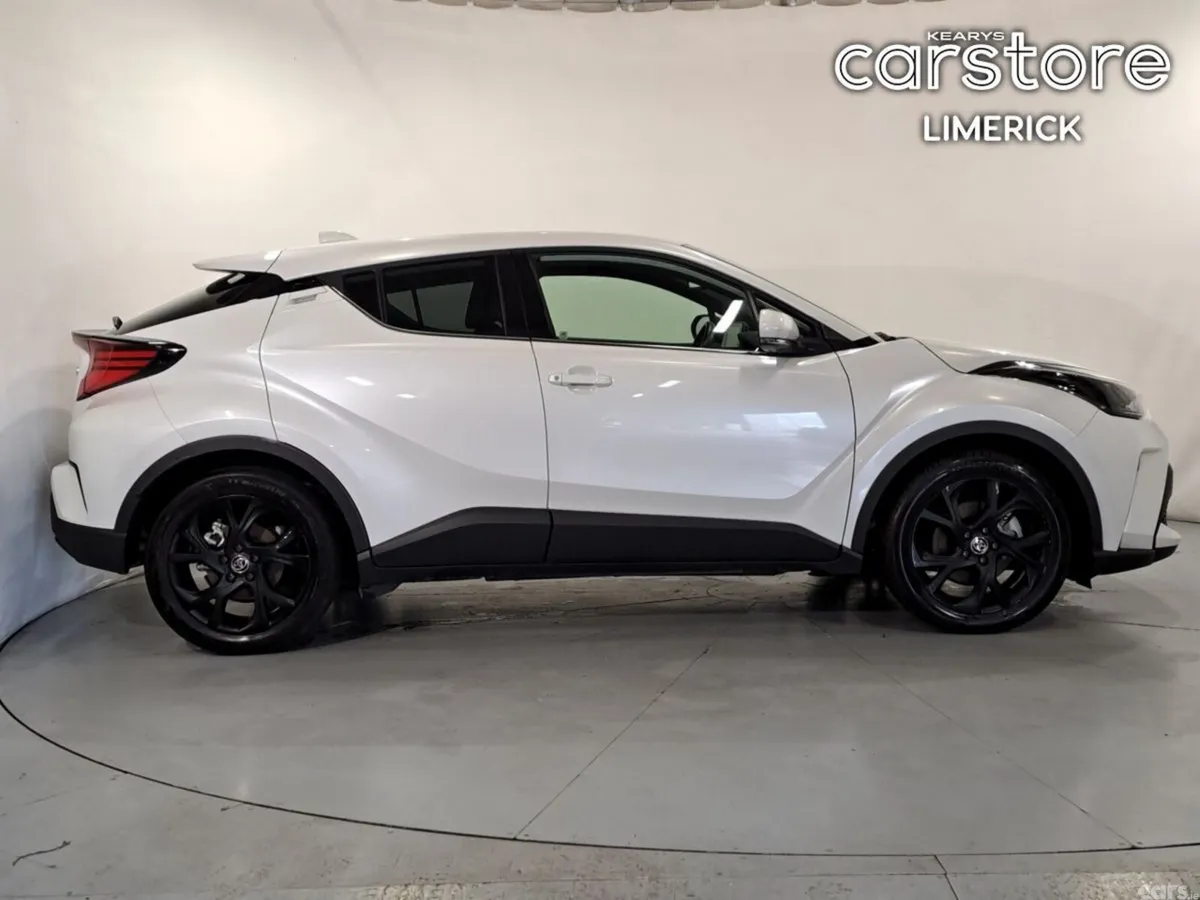 Toyota C-HR Hatchback, Petrol Hybrid, 2023, White