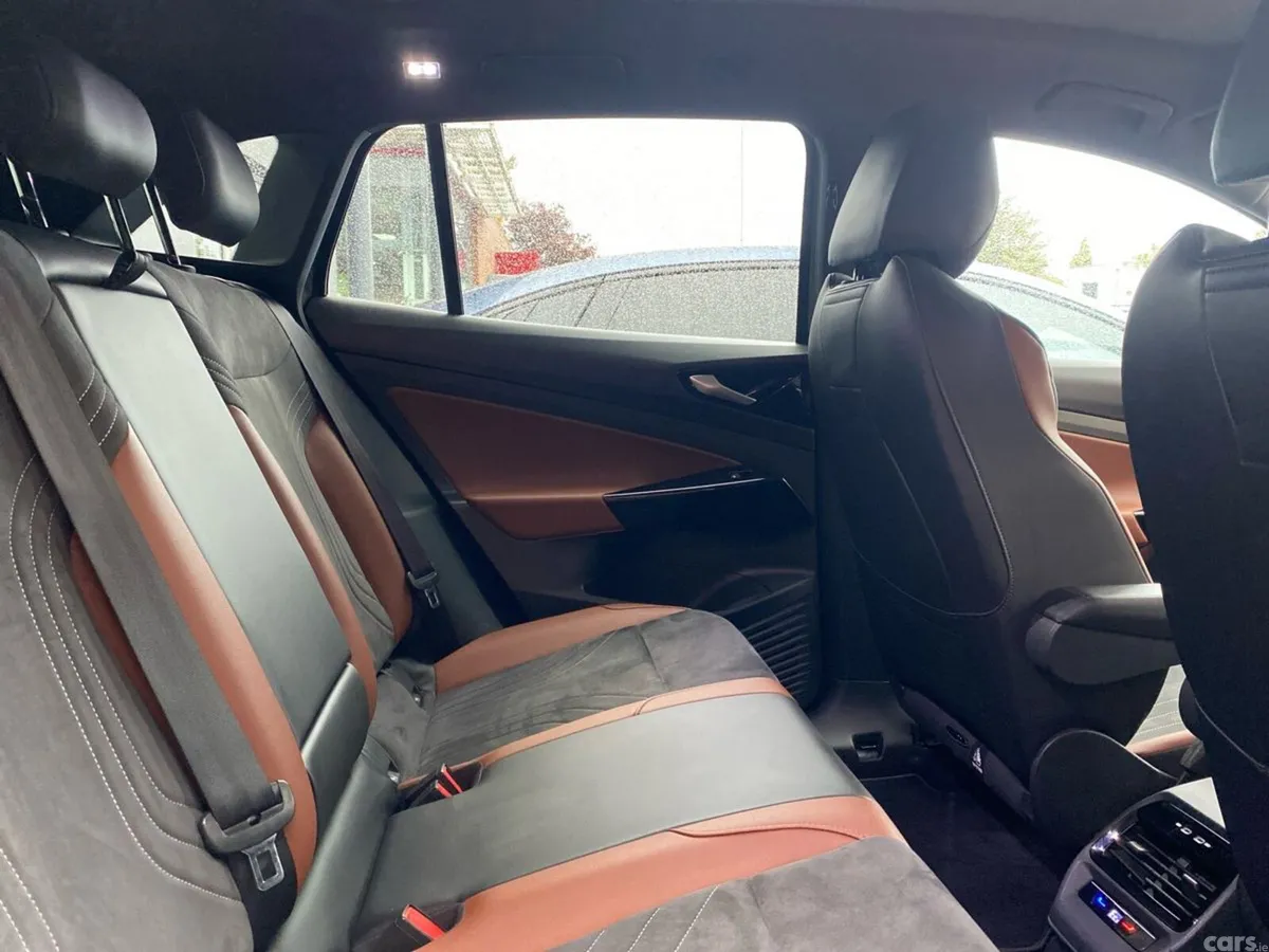 Volkswagen ID.4 Estate, Electric, 2021, Grey