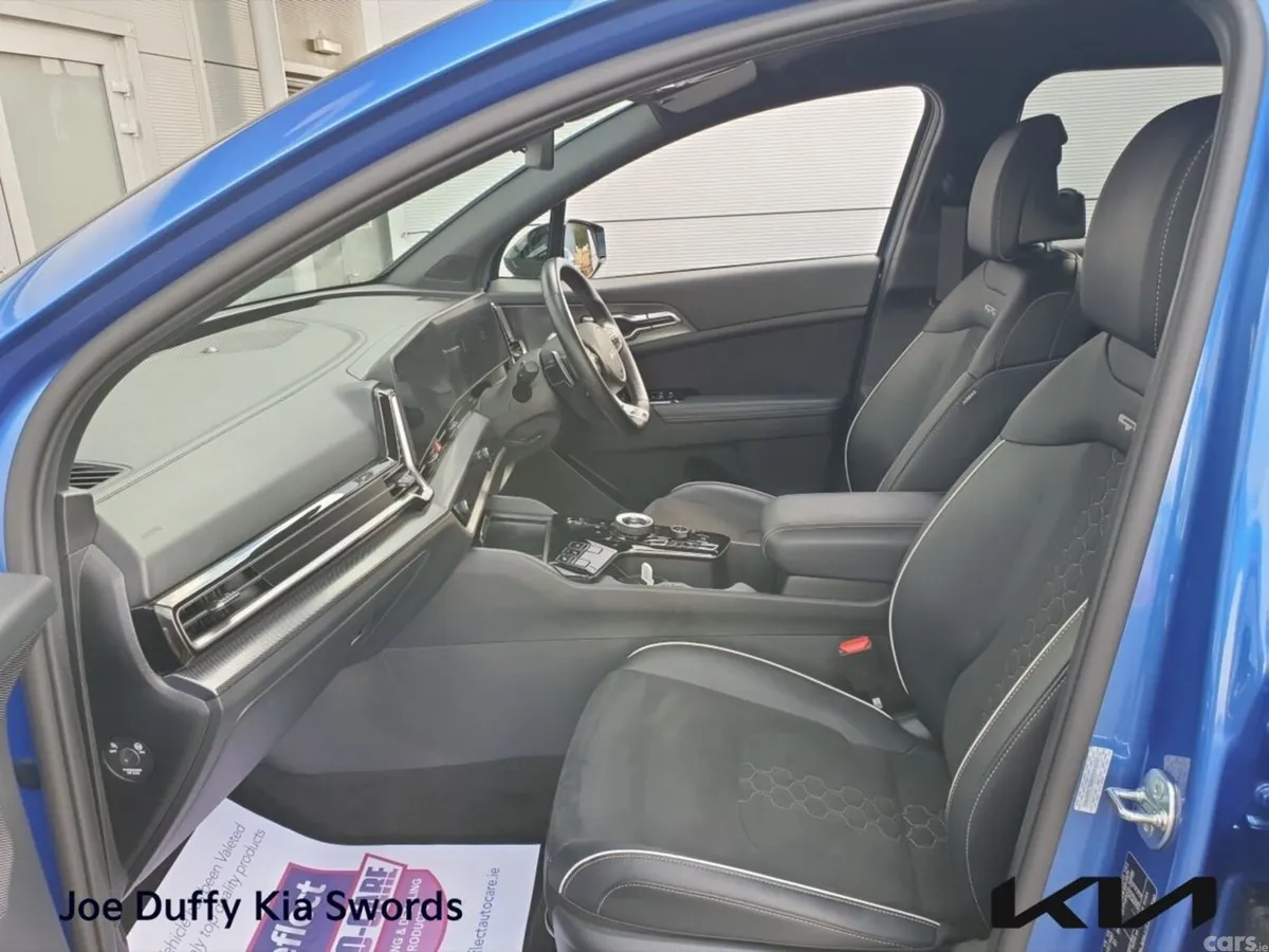 Kia Sportage SUV, Petrol Plug-in Hybrid, 2025, Blue