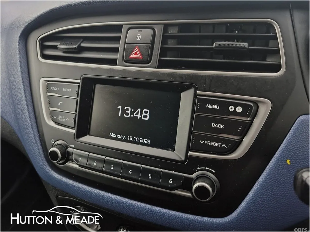 Hyundai i20 Hatchback, Petrol, 2019, Blue