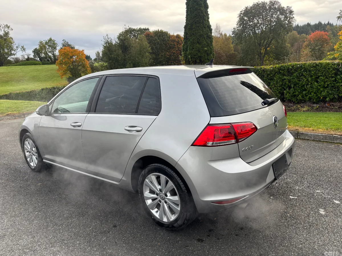 Volkswagen Golf Hatchback, Petrol, 2015, Silver