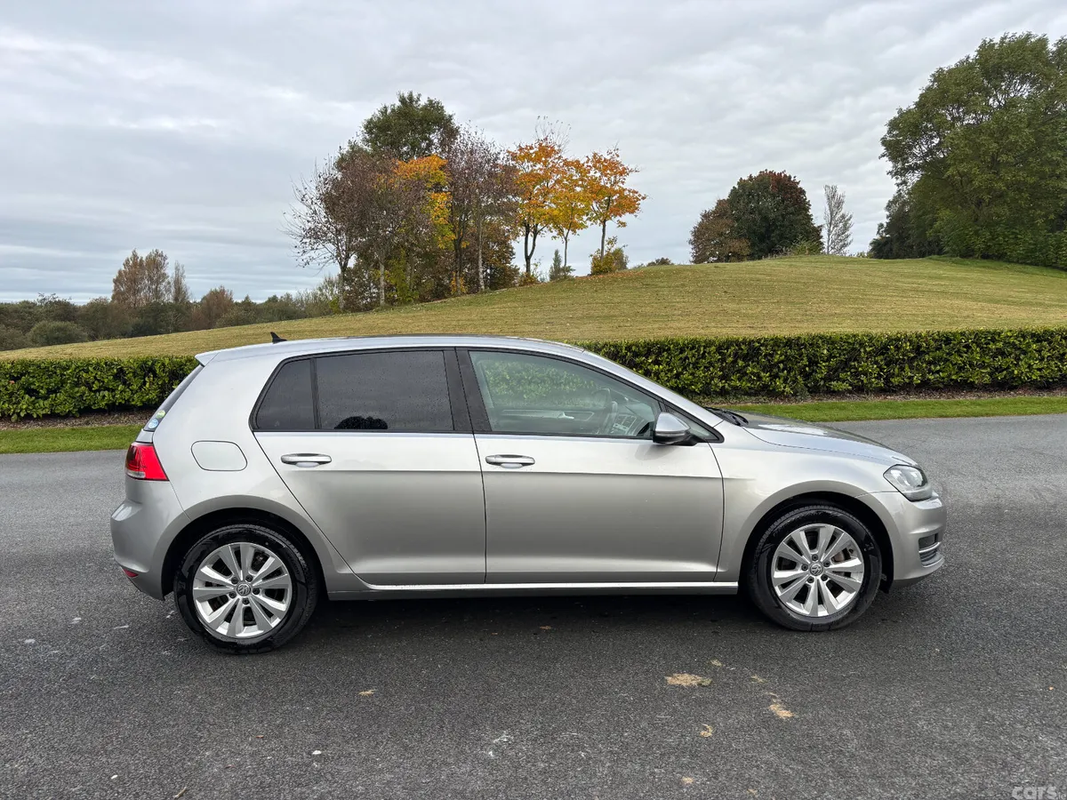 Volkswagen Golf Hatchback, Petrol, 2015, Silver