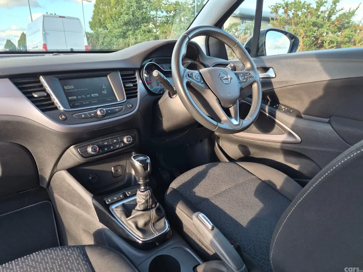 Opel Crossland SUV, Diesel, 2022, White