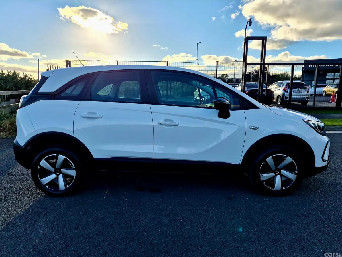Opel Crossland SUV, Diesel, 2022, White