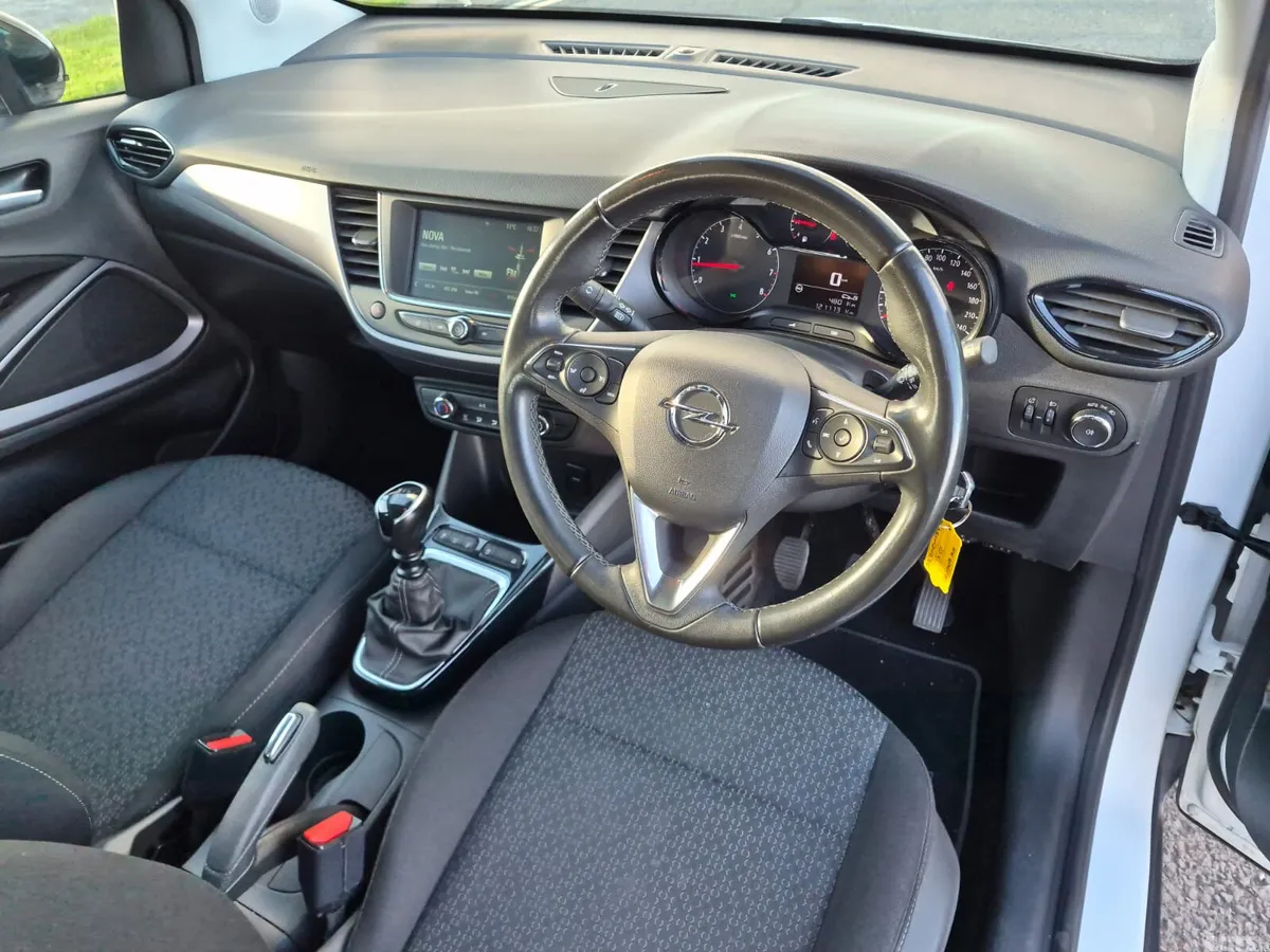 Opel Crossland SUV, Diesel, 2022, White