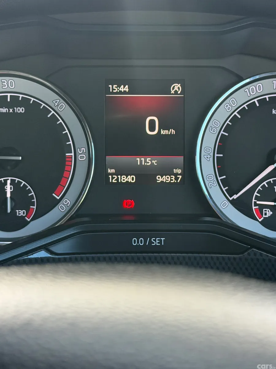 Skoda Superb Saloon, Diesel, 2018, Grey