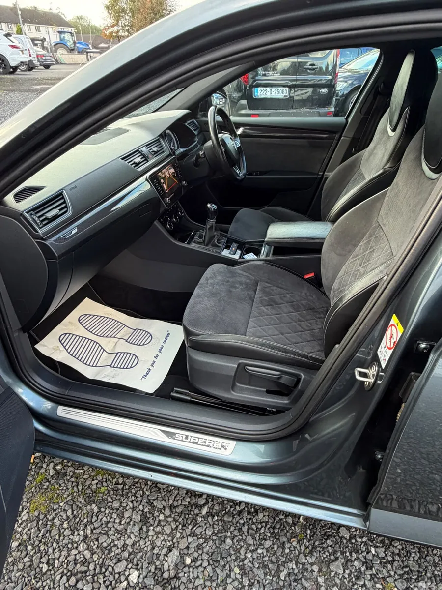 Skoda Superb Saloon, Diesel, 2018, Grey