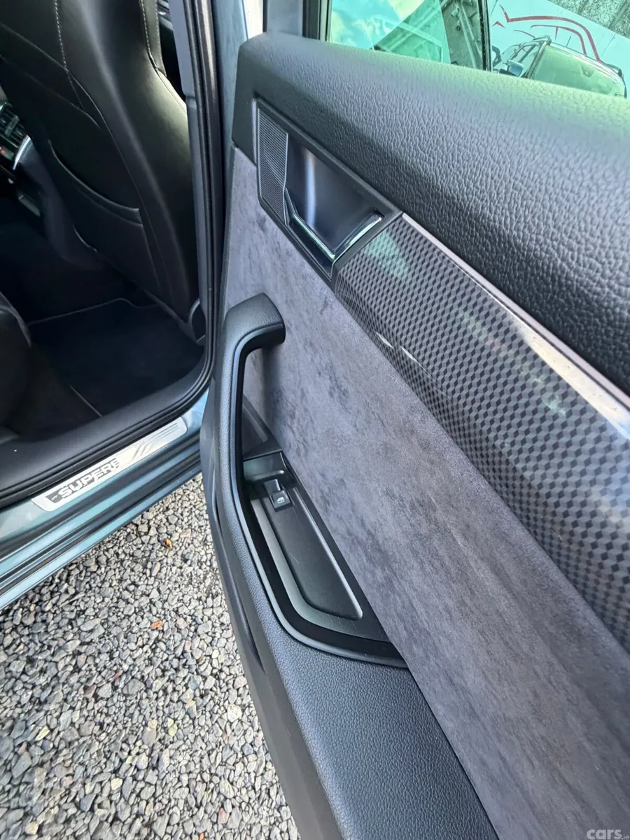 Skoda Superb Saloon, Diesel, 2018, Grey