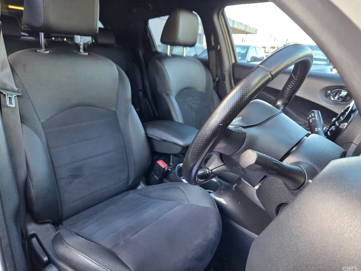 Nissan Juke SUV, Diesel, 2019, White