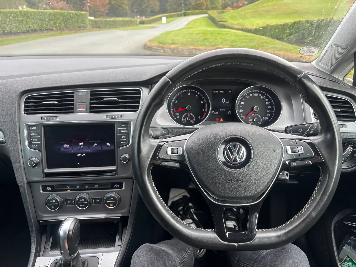 Volkswagen Golf Hatchback, Petrol, 2015, Silver