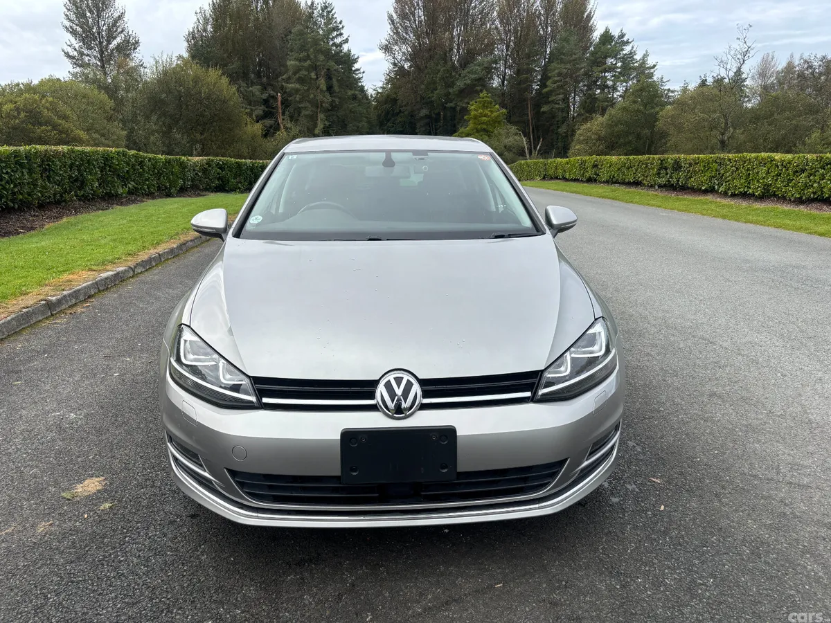 Volkswagen Golf Hatchback, Petrol, 2015, Silver