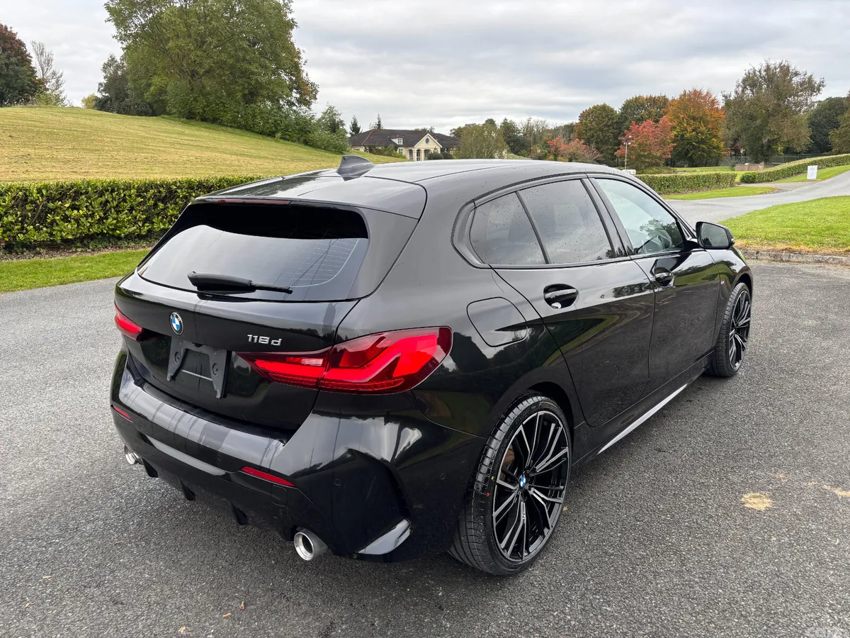 BMW 1-Series Hatchback, Diesel, 2022, Black