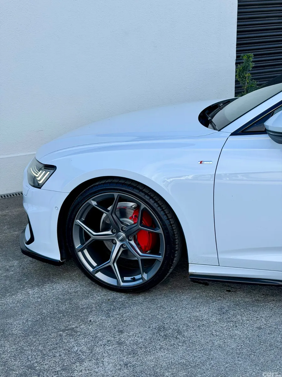 Audi A6 Saloon, Diesel, 2019, White