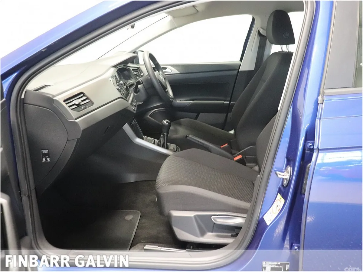 Volkswagen Polo Hatchback, Petrol, 2020, Blue