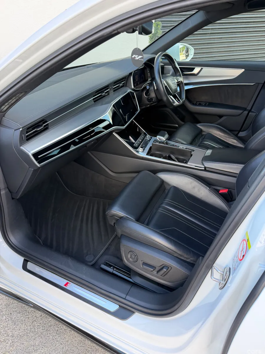 Audi A6 Saloon, Diesel, 2019, White