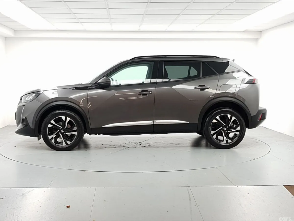 Peugeot 2008 MPV, Petrol, 2021, Grey