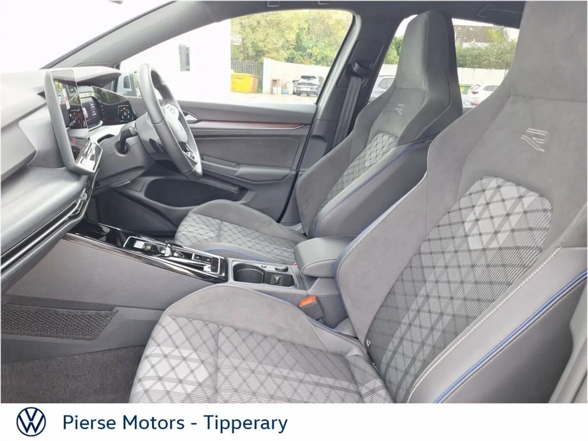 Volkswagen Golf Estate, Diesel, 2026, Grey