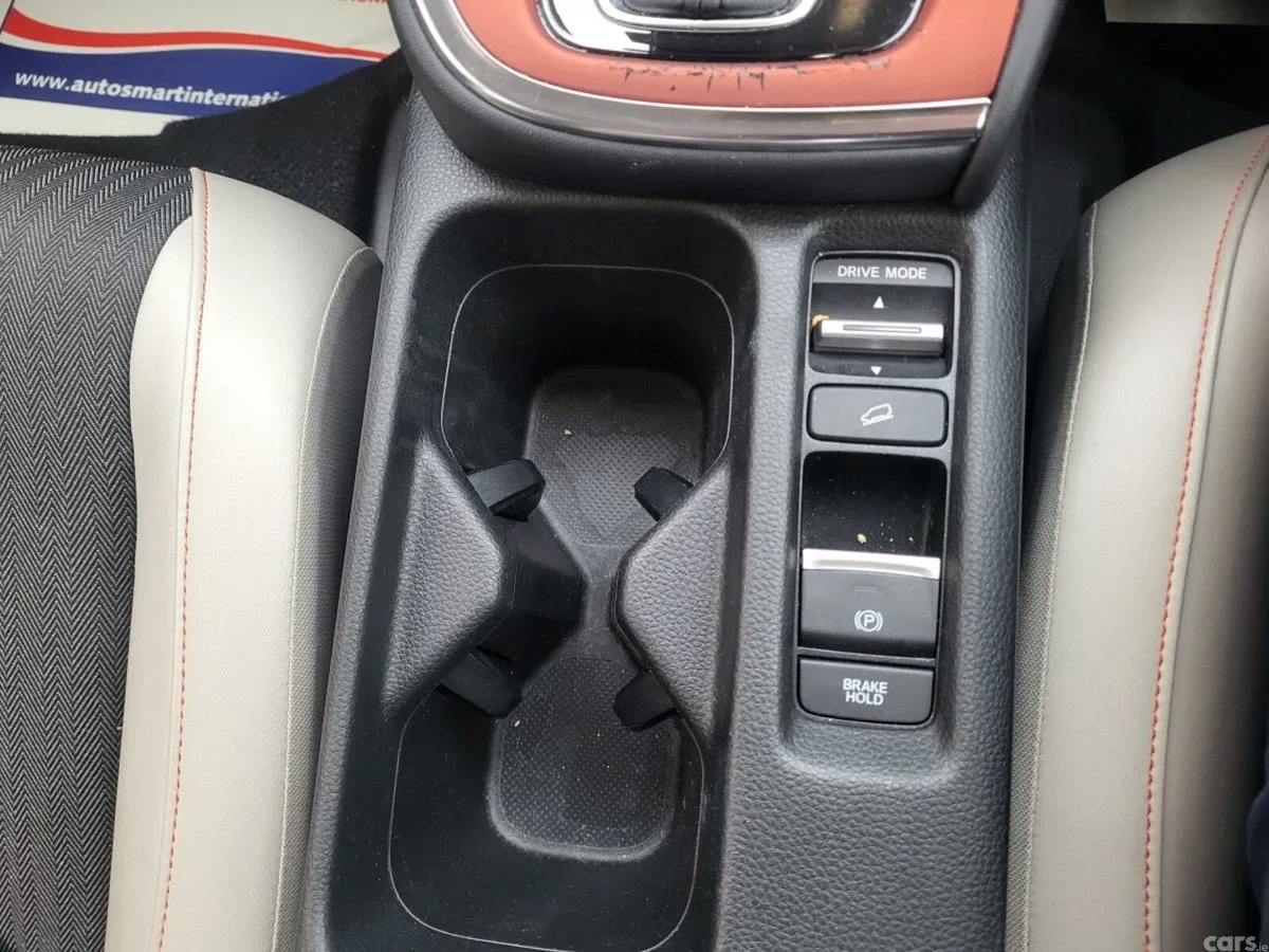 Honda HR-V SUV, Petrol Hybrid, 2023, White