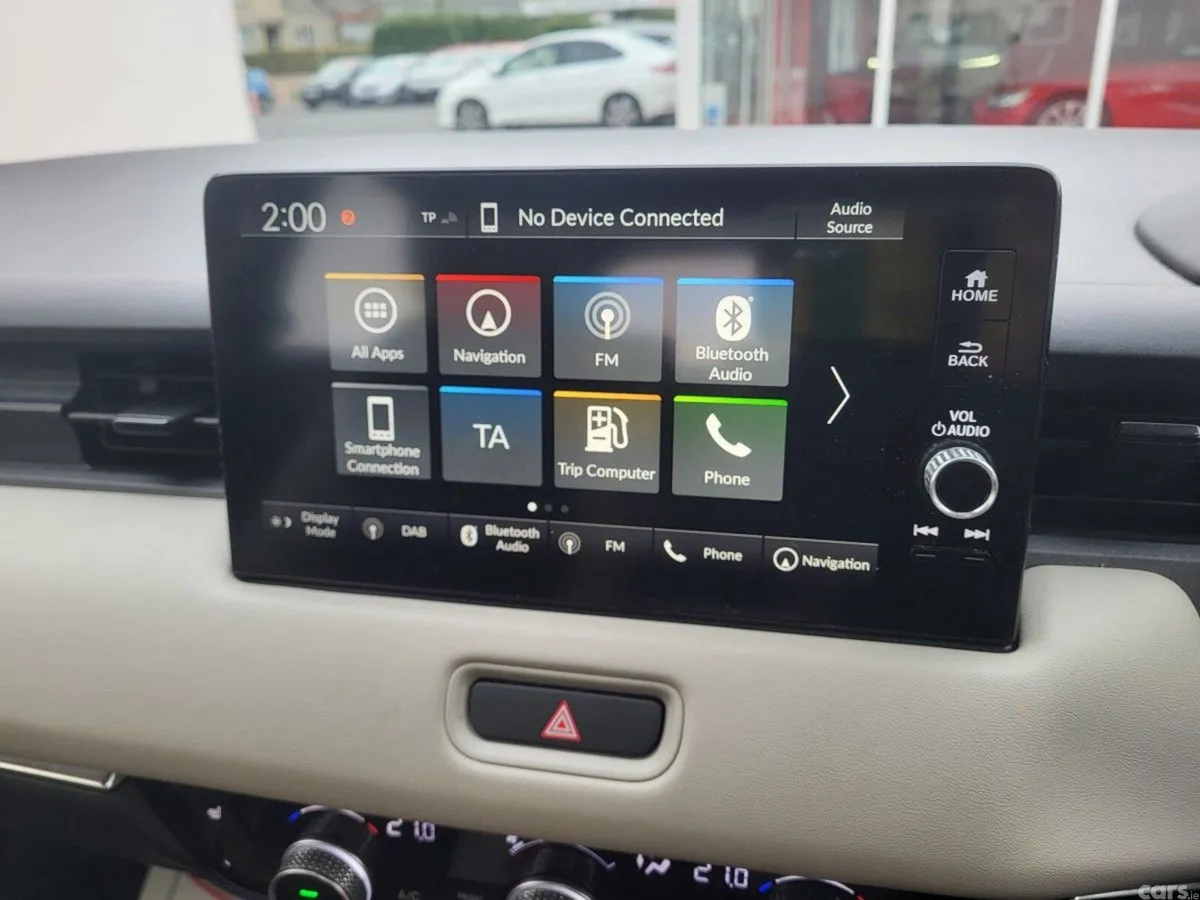 Honda HR-V SUV, Petrol Hybrid, 2023, White
