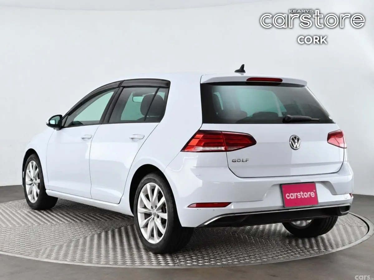 Volkswagen Golf Hatchback, Petrol, 2018, White